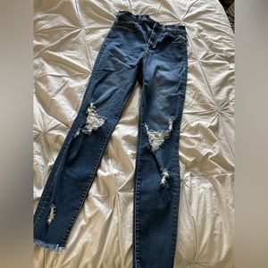 Skinny jean. Distressed/ripped jeans women’s size 8